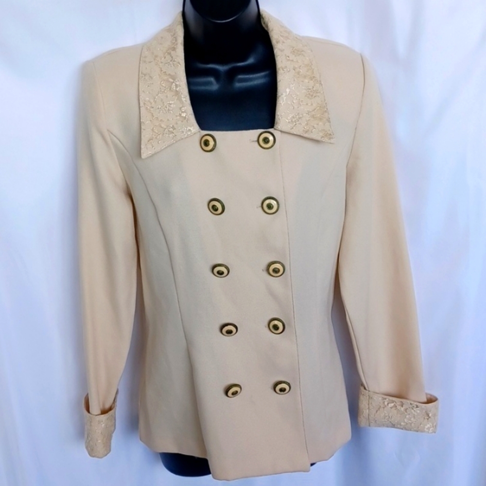 La Belle Fashions Vintage Blazer Size M, Lace Collar, Double Breasted, 19" Ptp